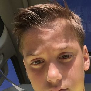 Meet your Posher, Corbin